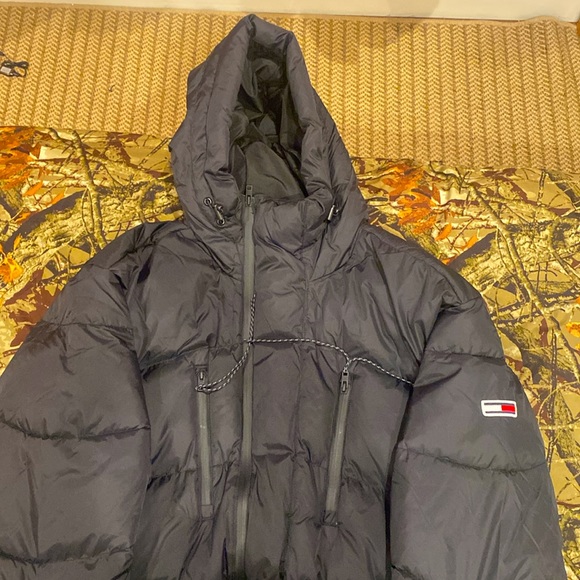 Brand New Men’s L Tommy Jeans Puffer Jacket - Picture 2 of 7